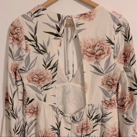 Forever 21 Boho Bell Sleeve Floral Garden Dress - Picture 6 of 10